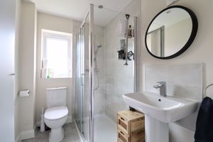 En-Suite- click for photo gallery